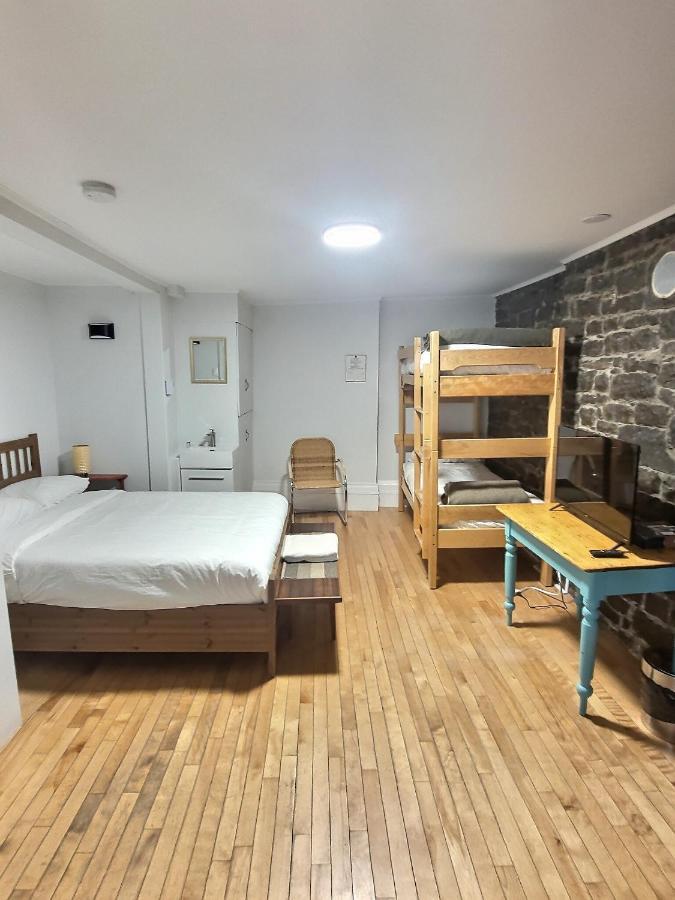Auberge De La Paix Квебек Экстерьер фото