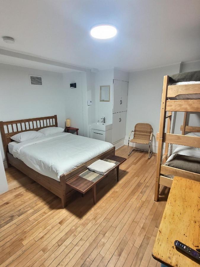 Auberge De La Paix Квебек Экстерьер фото